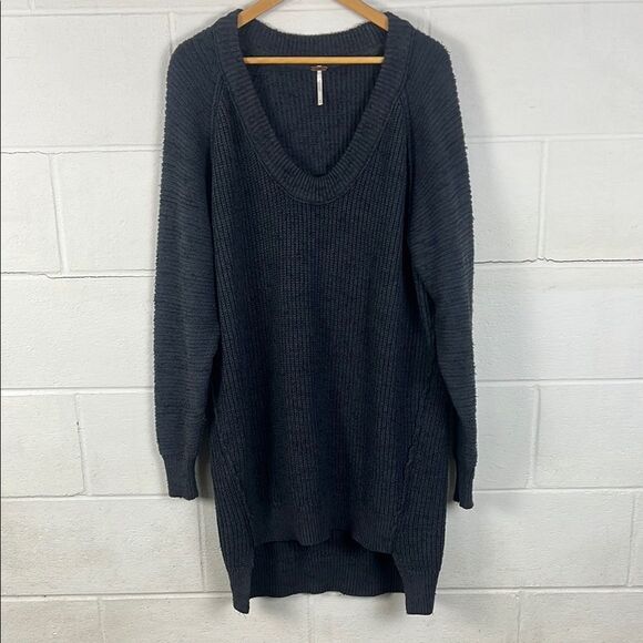 Free People Sunday scoop neck pullover sweater - Picture 1 of 8